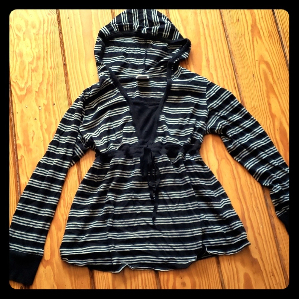Striped maternity hoodie large